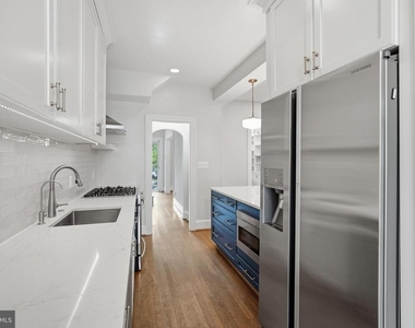 3839 Beecher Street Nw - Photo Thumbnail 10