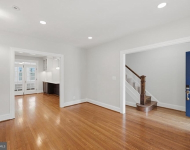 3839 Beecher Street Nw - Photo Thumbnail 3