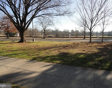 439 Quincy Street Nw - Photo Thumbnail 2
