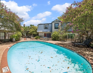 2500 Steck Ave - Photo Thumbnail 29