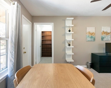 1711 Deerfield Dr - Photo Thumbnail 32