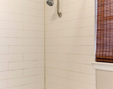 1711 Deerfield Dr - Photo Thumbnail 27