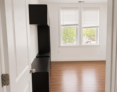 1352 Longfellow Street Nw - Photo Thumbnail 16
