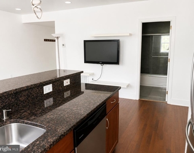 1352 Longfellow Street Nw - Photo Thumbnail 8