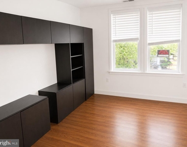 1352 Longfellow Street Nw - Photo Thumbnail 14