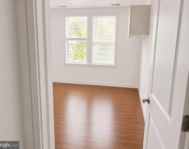 1352 Longfellow Street Nw - Photo Thumbnail 13