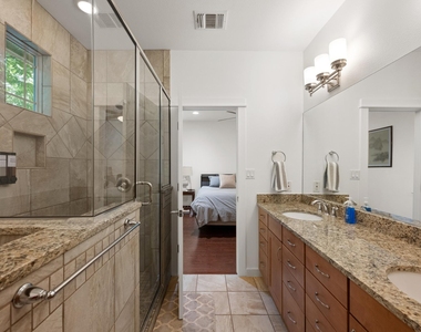 2208 Schriber St - Photo Thumbnail 22