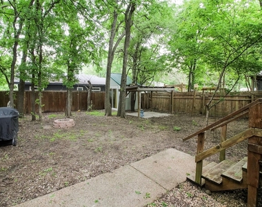 5411 Hudson St - Photo Thumbnail 19