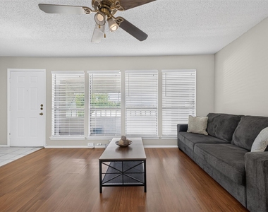 3115 Helms St - Photo Thumbnail 24