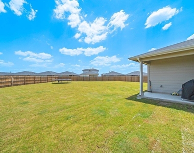 151 Galanthus Ct - Photo Thumbnail 18