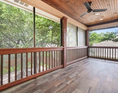 10820 Sky Rock Dr - Photo Thumbnail 24