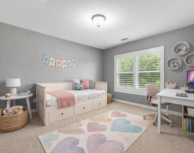 10820 Sky Rock Dr - Photo Thumbnail 18