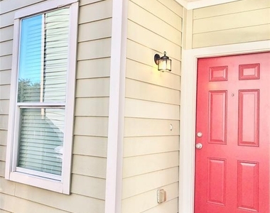2419 Allred Dr - Photo Thumbnail 2