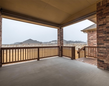 165 Lady Bird Ln - Photo Thumbnail 35