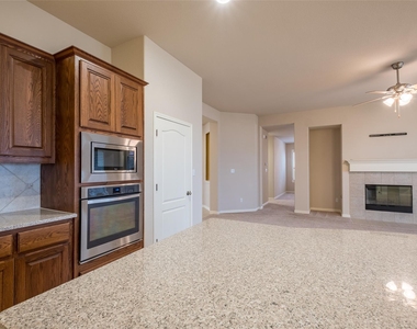 165 Lady Bird Ln - Photo Thumbnail 19