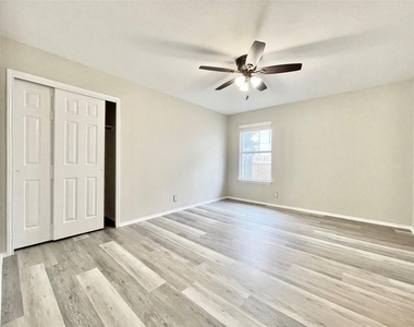 1909 Horizon Park Blvd - Photo Thumbnail 34