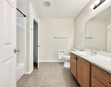 1909 Horizon Park Blvd - Photo Thumbnail 22