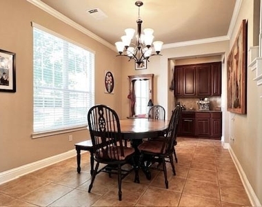 7908 Menler Dr - Photo Thumbnail 6
