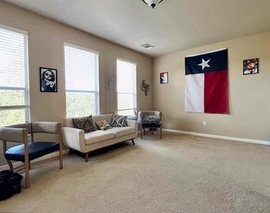 7908 Menler Dr - Photo Thumbnail 14
