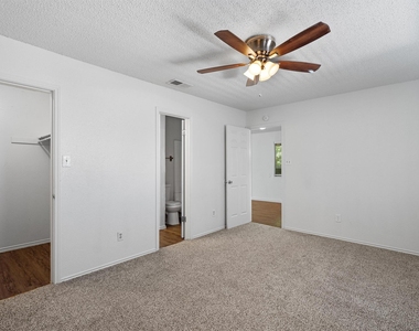 5501 Spring Meadow Rd - Photo Thumbnail 7