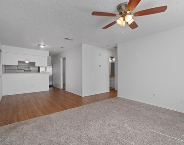 5501 Spring Meadow Rd - Photo Thumbnail 11