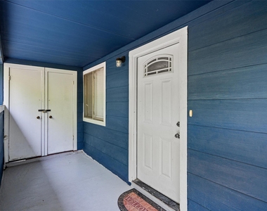 5501 Spring Meadow Rd - Photo Thumbnail 15