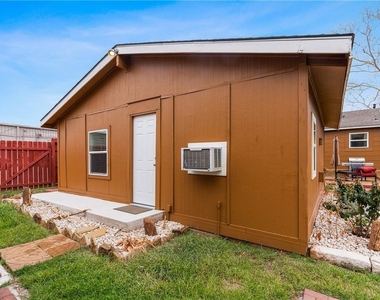 4414 Diane Dr - Photo Thumbnail 14