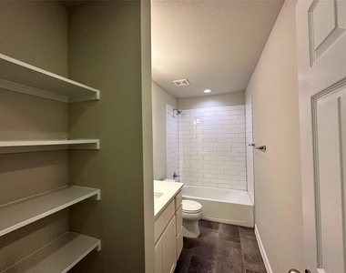 1624 Caballo Blanco Rd - Photo Thumbnail 17