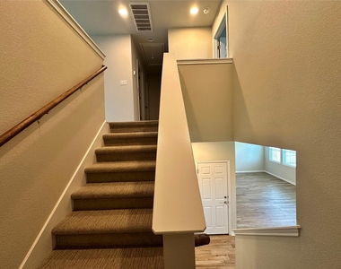1624 Caballo Blanco Rd - Photo Thumbnail 9
