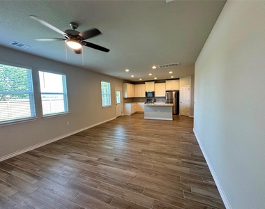 1624 Caballo Blanco Rd - Photo Thumbnail 7