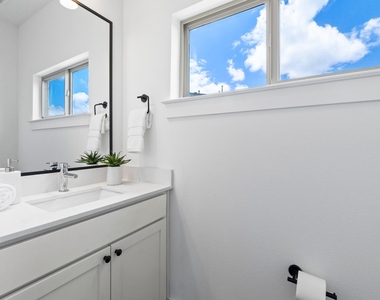 5315 La Crosse Ave - Photo Thumbnail 27