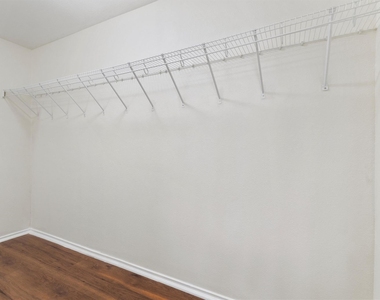 3516 Sand Dunes Ave - Photo Thumbnail 21