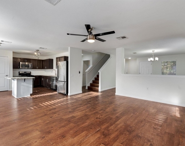 3516 Sand Dunes Ave - Photo Thumbnail 5