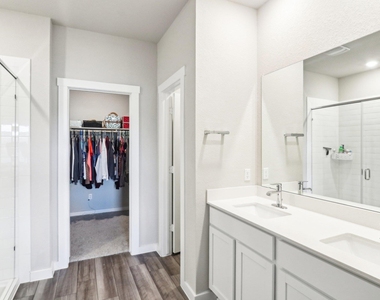 1208 Tipton St - Photo Thumbnail 26