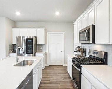1208 Tipton St - Photo Thumbnail 20