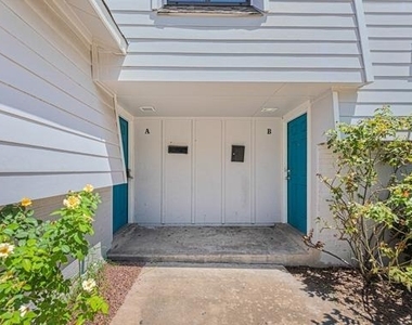8524 Dryfield Dr - Photo Thumbnail 1