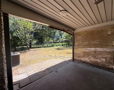 801 Brushy Creek Dr - Photo Thumbnail 22