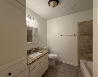 801 Brushy Creek Dr - Photo Thumbnail 21