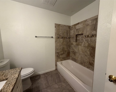 801 Brushy Creek Dr - Photo Thumbnail 20