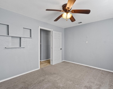 5501 Spring Meadow Rd - Photo Thumbnail 7