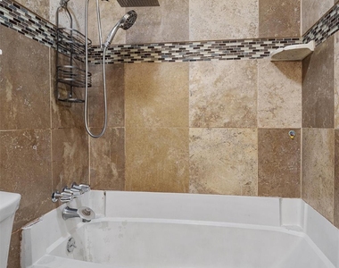 5501 Spring Meadow Rd - Photo Thumbnail 11