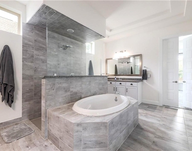 1408 Saddlespur Ln - Photo Thumbnail 14