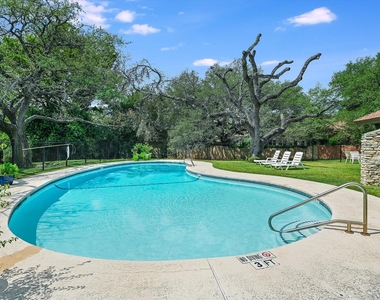 11125 Pinehurst Dr - Photo Thumbnail 21