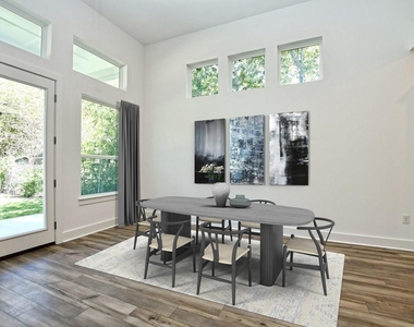 402 Zennia St - Photo Thumbnail 10