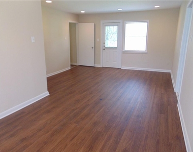 101 Darden Hill Rd - Photo Thumbnail 3