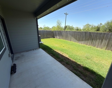 119 Gillingham St - Photo Thumbnail 7