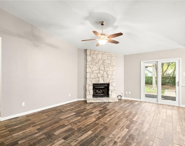 9708 Moorberry St - Photo Thumbnail 3