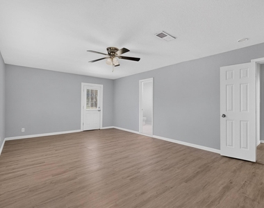 2307 Galway St - Photo Thumbnail 21