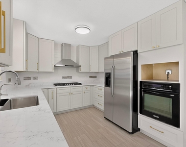 2307 Galway St - Photo Thumbnail 11