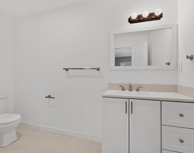 2307 Galway St - Photo Thumbnail 22